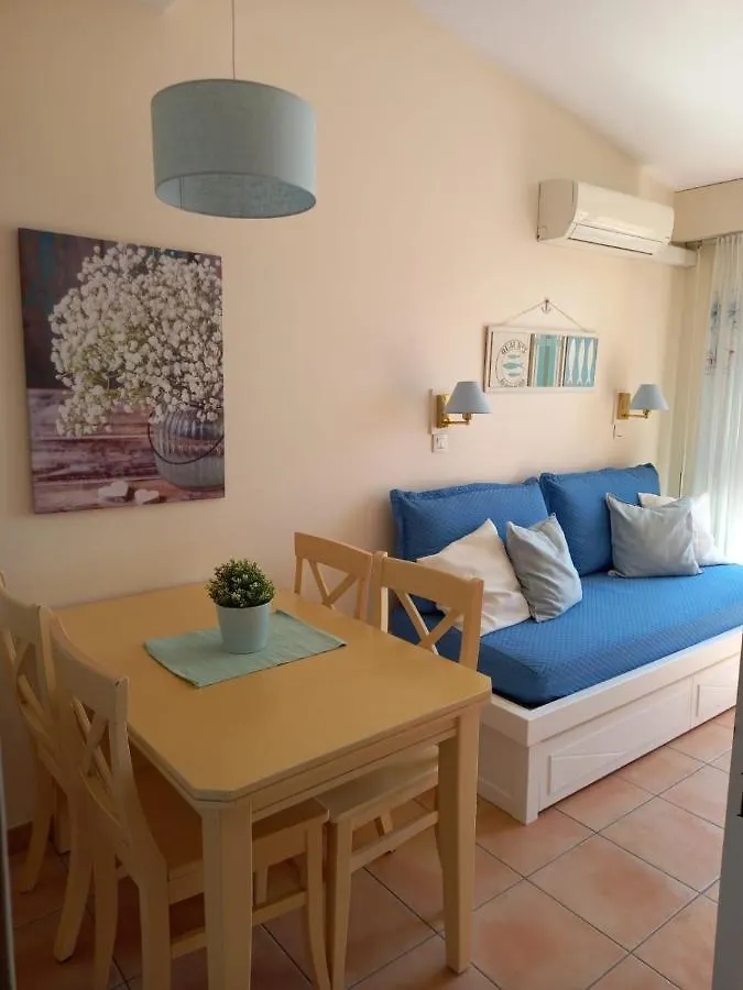 Suite Mareluna Menton 0*,